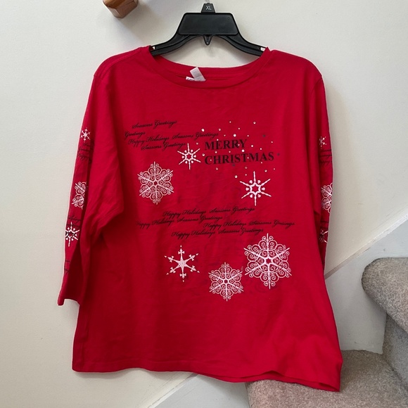 size XL, bust up to 42” inches, holidays and Christmas shirt, USA 🇺🇸 made, new - Picture 8 of 11